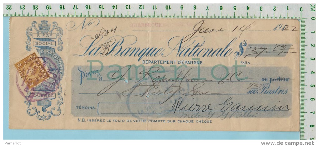 Cheque 1922 Avec Timbre FWT8 War Tax  2 Cent Banque Nationale Sherbrooke P. Quebec Canada - Chèques & Chèques De Voyage