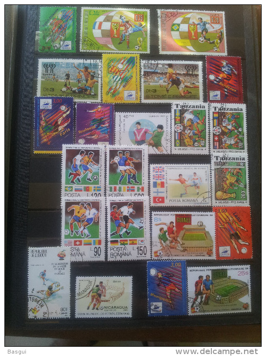 collection de timbres principalement Coupe du Monde 1998