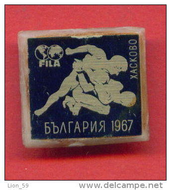 F140 / SPORT - Wrestling - Lutte - Ringen - EUROPEAN JUNIOR CHAMPIONSHIPS - Haskovo 1967 - Bulgaria Bulgarie - Badge Pin - Ringen