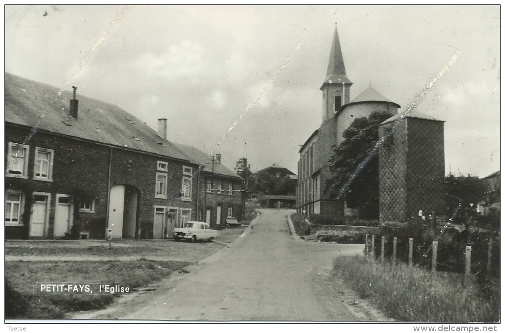 Petit-Fayts - L'Eglise Et … Maisons Environnantes, Epoque : Années 60 - Bièvre