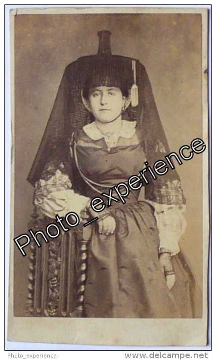 Photo Cdv XIX Femme Costume Folklore Culture Women Dress 1861 BOURG Ain 01 - Anciennes (Av. 1900)