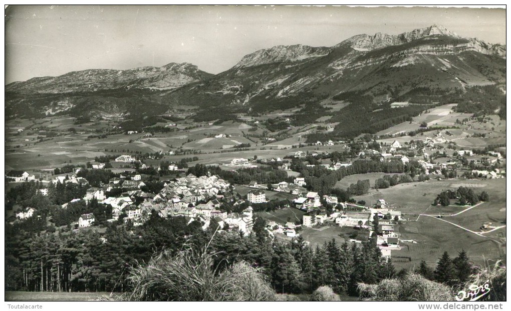 CPSM 38 VILLARD DE LANS VUE GENERALE LE COL DE L ARC ET LE CORNAFION - Villard-de-Lans