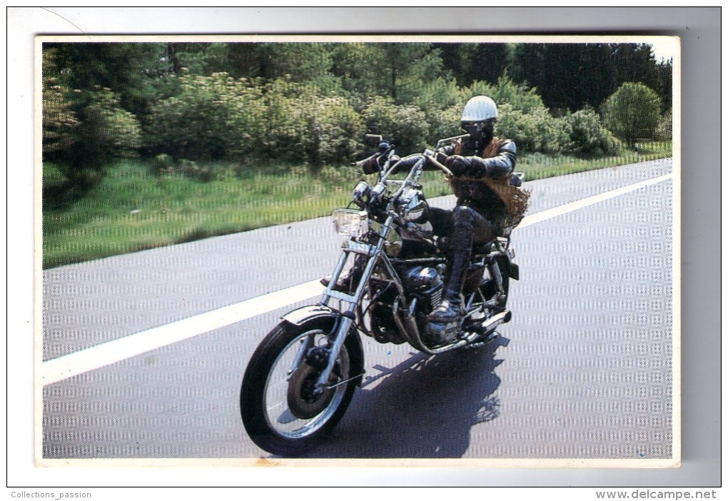 Cp , MOTO , SHOPPER , Photographie D. Gallet , Vierge , Tirage : 3000 Ex , Ed : Arc En Art - Motorfietsen