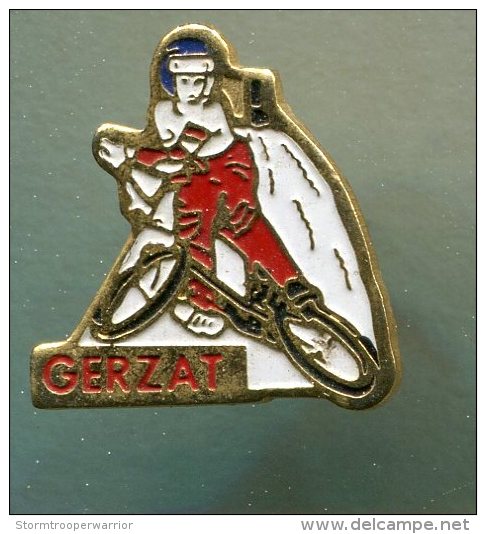 Pin´s Pins - GERZAT - Cyclisme Vélo - Puy De Dome Auvergne - Radsport