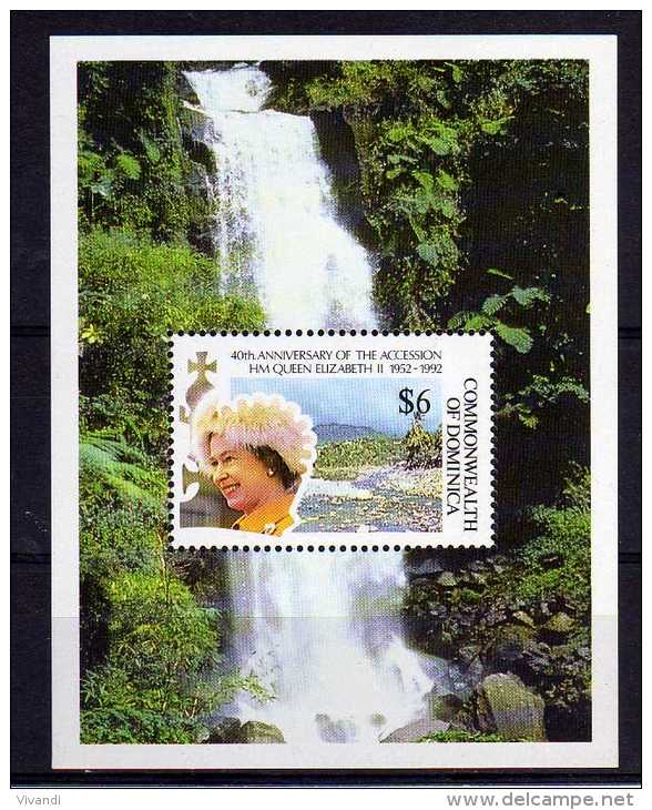 Dominica - 1992 - 40th Anniversary Of QEII's Accession Miniature Sheet - MNH - Dominica (1978-...)
