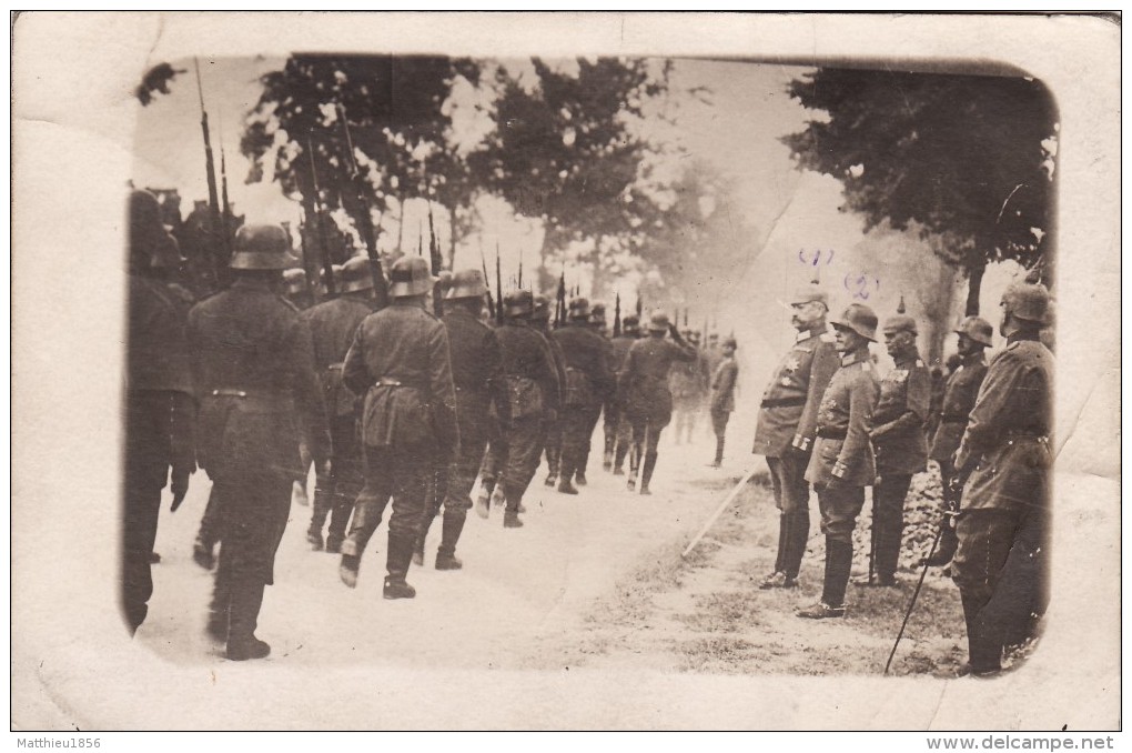 CP Photo 14-18 Une Revue De Troupe Allemande Avec Le Général Hindenburg Et Ludendorf (A58, Ww1, Wk1) - Guerre 1914-18