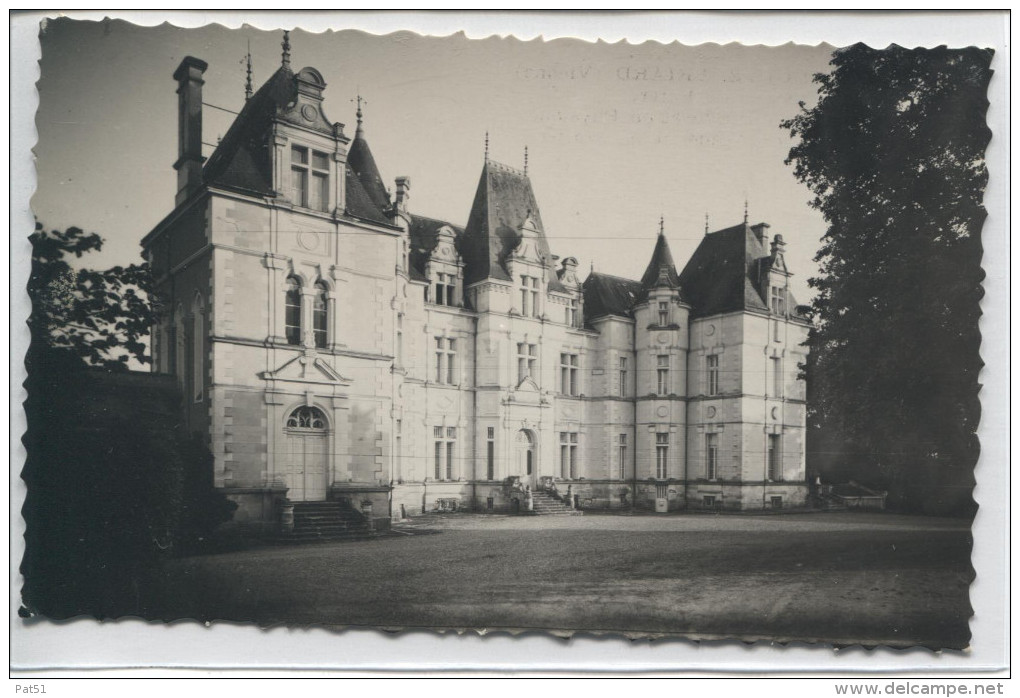 86 - Vouneuil Sous Biard : Château De Boivre - Vouneuil Sous Biard