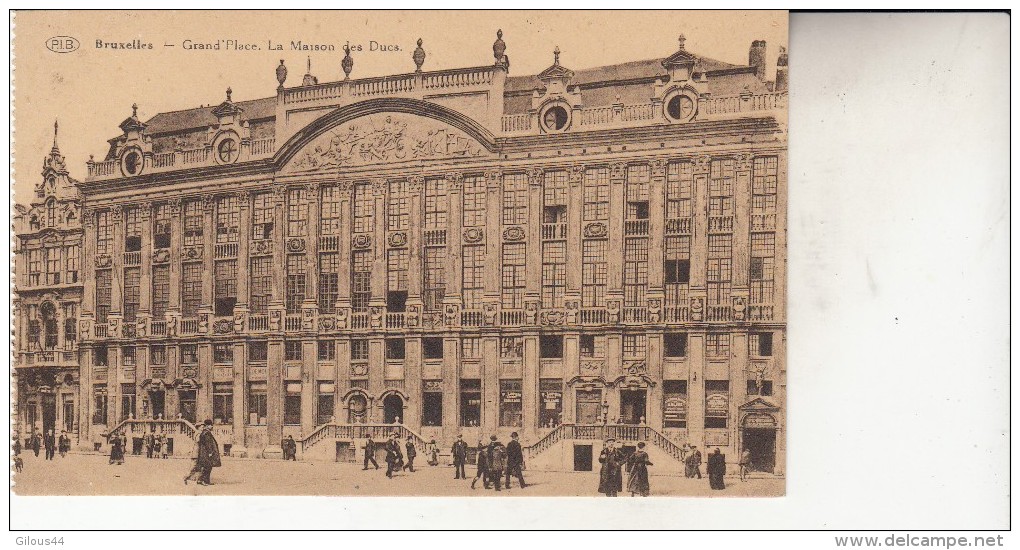 Bruxelles  La Grand Place  Et Maison Des Ducs  L3 - Monuments, édifices