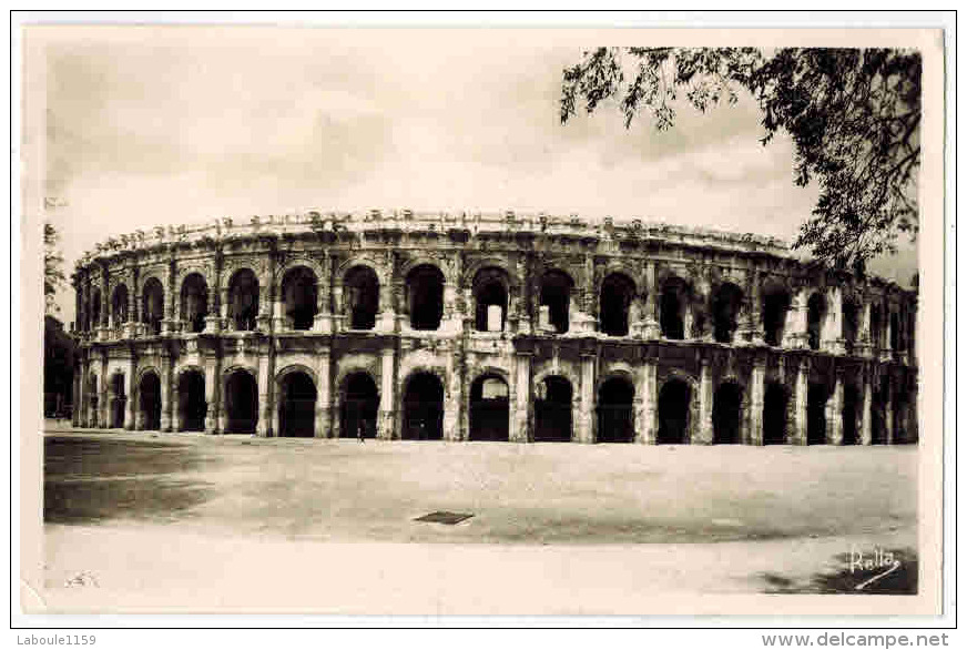 NIMES : " Les Arênes Amphithéâtre Romain " - Editions Rella Carte Photo - Nîmes