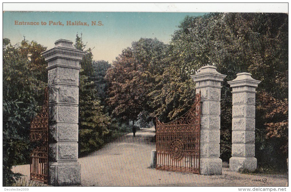 B77696 Entrance To Park Halifax NSl  Canada Scan Front/back Image - Halifax