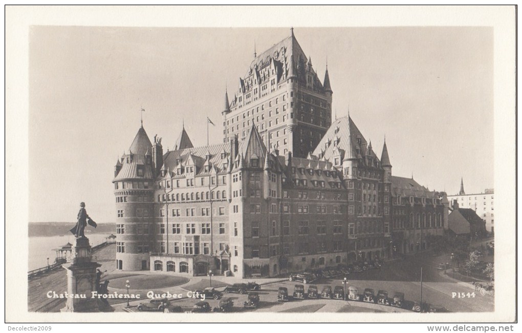 B77718 Chateau Frontenac Quebec   Canada Scan Front/back Image - Québec – Les Portes