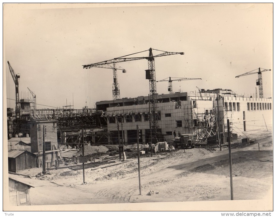 MONTLUCON CONSTRUCTION DE L´ECOLE NATIONALE ENET EN 1954 GRUE DOCUMENT GRAND FORMAT RARE 4 EME VUE - Montlucon
