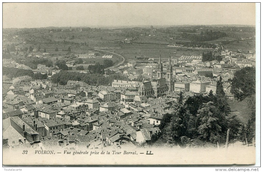 CPA 38 VOIRON VUE GENERALE PRISE DE LA TOUR BARRAL - Voiron