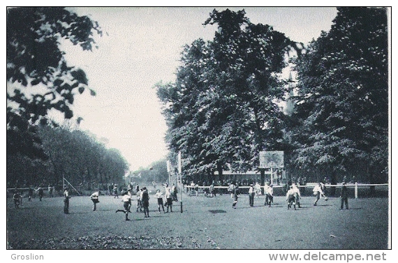 MARCQ EN BAROEUL INSTITUTION LIBRE . LA COUR DES GRANDS . LE MANEGE ET LES TERRAINS DE JEUX - Marcq En Baroeul