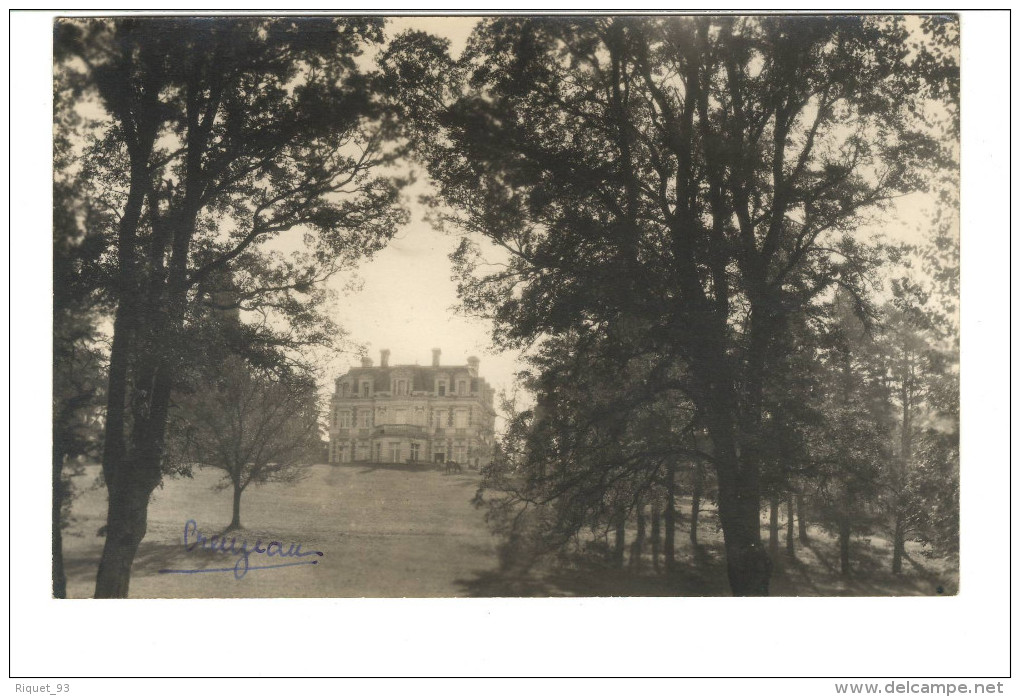 CARTE PHOTO - Creuzeau (manuscrit) - Château De VEIGNE - Other & Unclassified