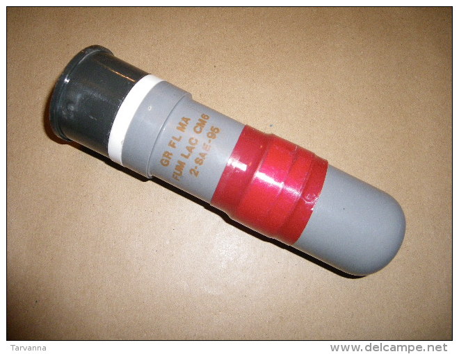 Grenade Lacrymogène CM6 Avec Son DPR De 50 Mètres. (inerte) - Equipement