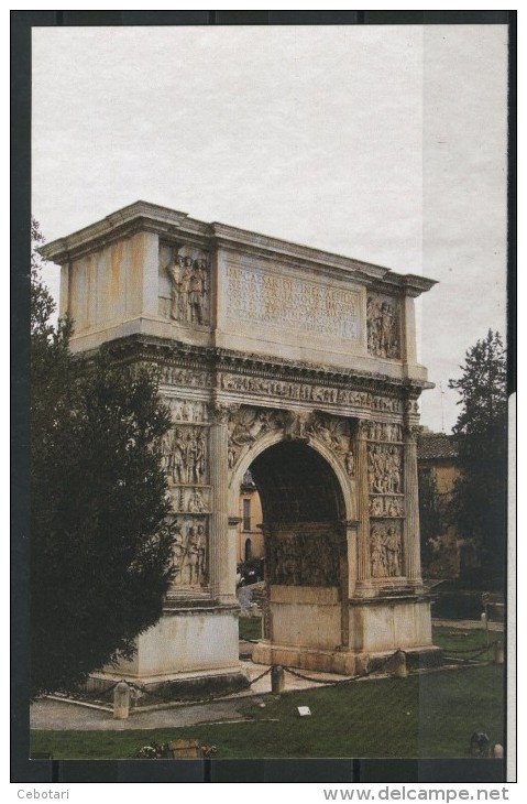 BENEVENTO - Arco Di Traiano - Cartolina Non Viaggiata Come Da Scansione - Benevento