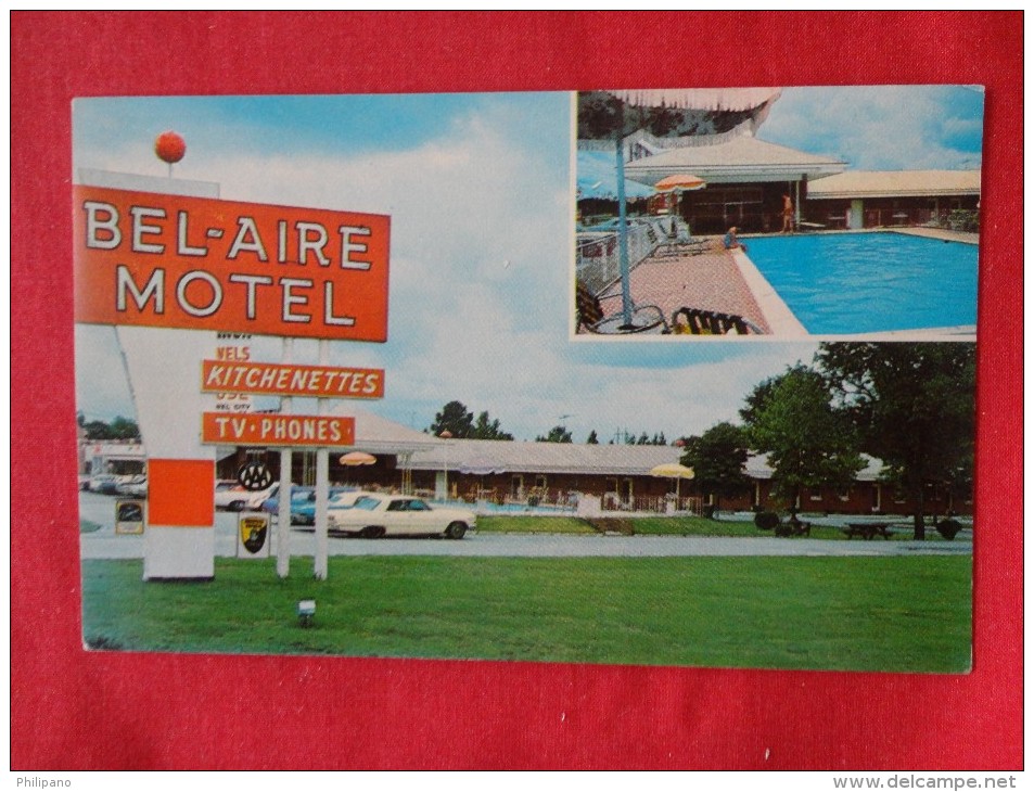 - North Carolina > Fayetteville   Bel Aire Motel  Not Mailed   Ref 1201 - Fayetteville