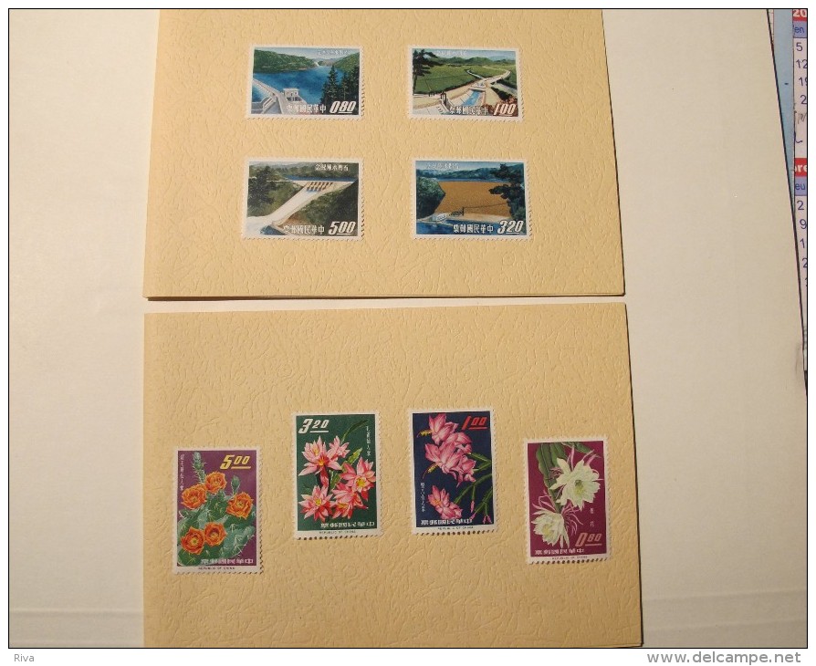 Encart -Feuillet . ((  Ministry OF Communication .Republic OF CHINA )) Avec 14 Valeurs **  (fixation Par Pointe De Coll - Unused Stamps