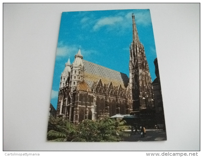 STORIA POSTALE Francobollo Commemorativo Austria Vienna Duomo Di Santo Stefano - Églises