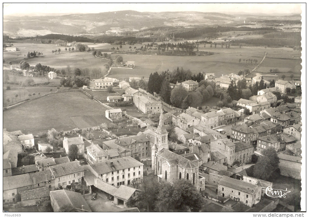 CARTE  POSTALE        MONTFAUCON DU VELAY    VUE AERIENNE           PHOTOGRAPHIE  VERITABLE - Montfaucon En Velay