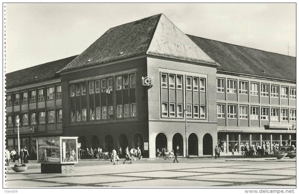 Neubrandenburg - Centrum Warenhaus - Non écrite - Neubrandenburg