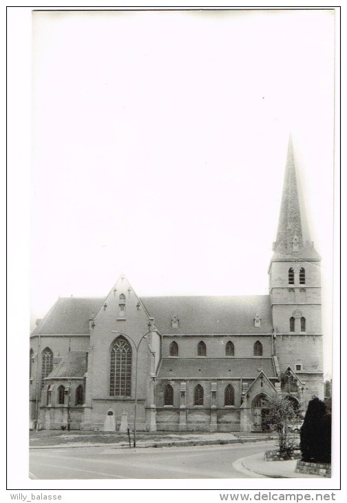Photo "Opoeteren - De Kerk" - Maaseik