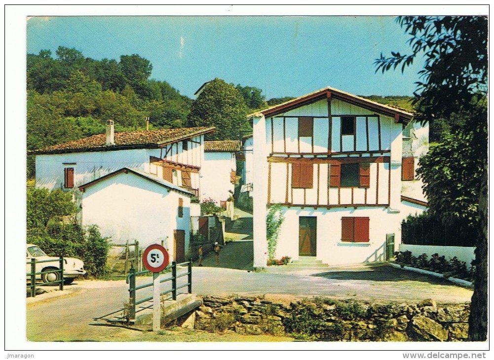 CAMBO Les BAINS - Type De Maisons Basques - Cambo-les-Bains