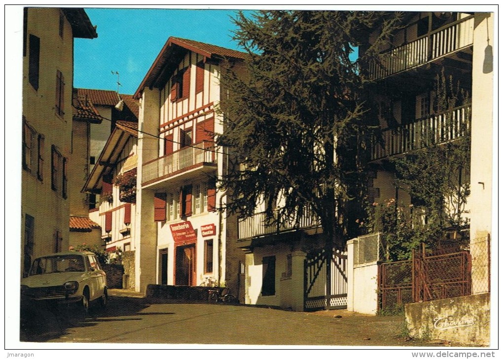 CAMBO Les BAINS - Maisons De Style Basque à Cambo - Cambo-les-Bains