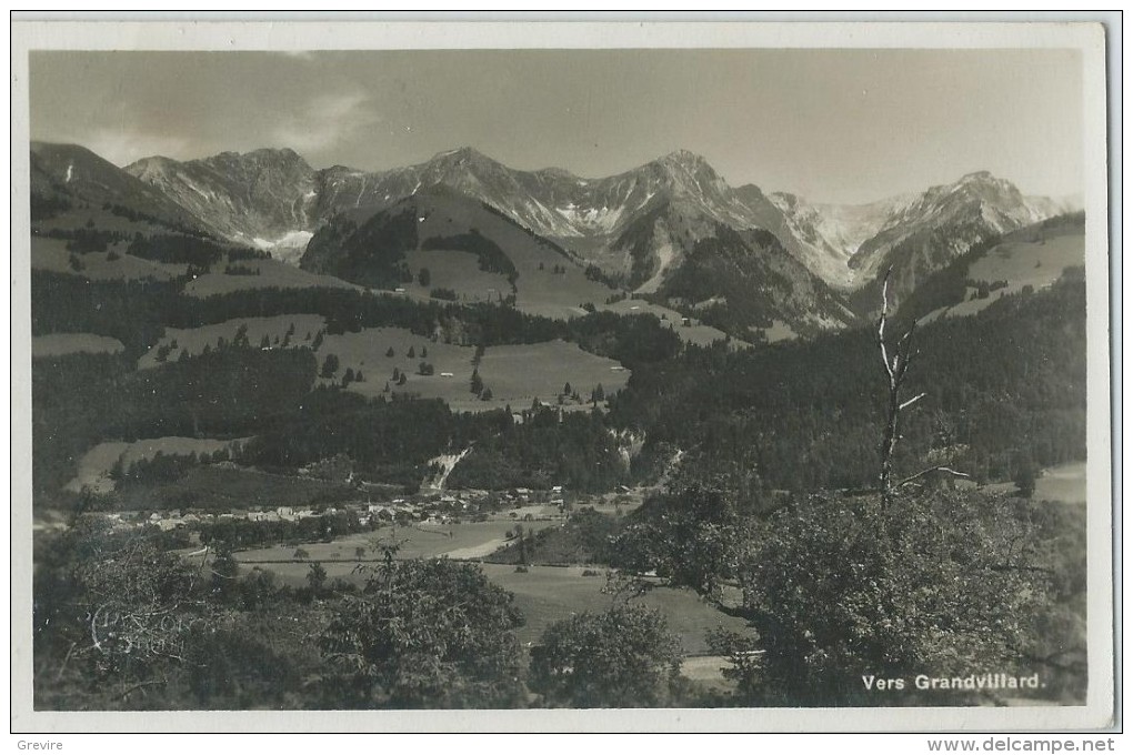 Grandvillard Et La Chaine Des Vanils - Grandvillard