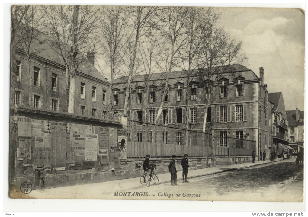 MONTARGIS. - Collège De Garçons - Montargis