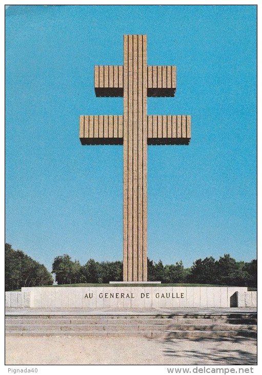 Cp , MILITARIA , Mémorial érigé à La Mémoire Du GENERAL DE GAULLE , Vierge , Ed : Chapel - War Memorials