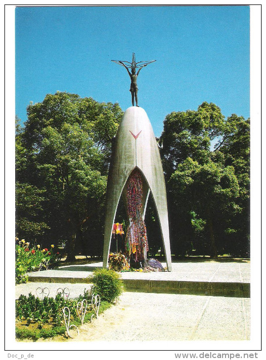 Japan - Nippon - Hiroshima - Child`s Statue In Memorial Of The Atomic Bomb - Hiroshima