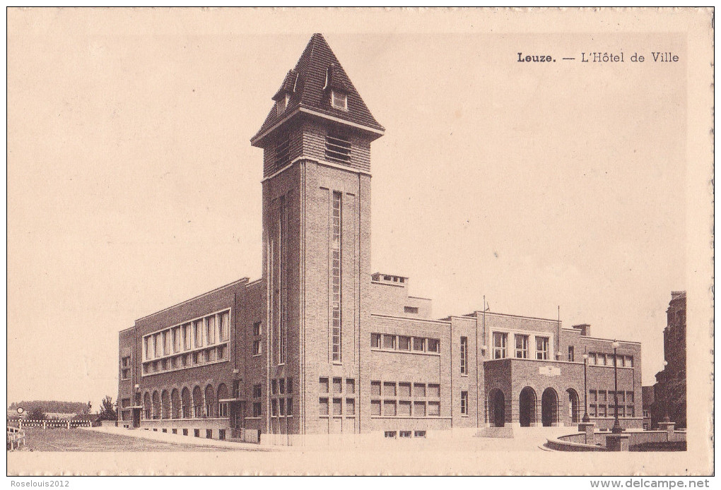 LEUZE : L'hôtel De Ville - Leuze-en-Hainaut