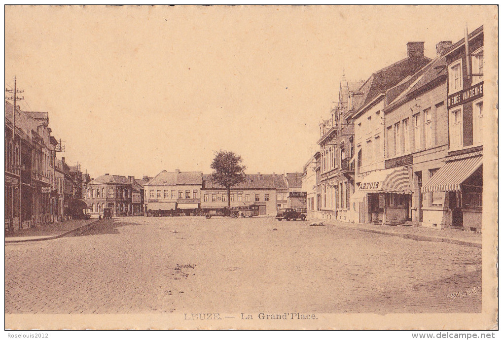 LEUZE : La Grand'place - Leuze-en-Hainaut
