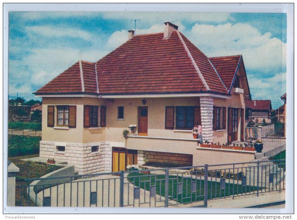 COMBS-la-VILLE - Lotissement " Beau-Soleil " - MAISON Famille Coudert Gagnante Concours Des Maisons 1960 - Combs La Ville