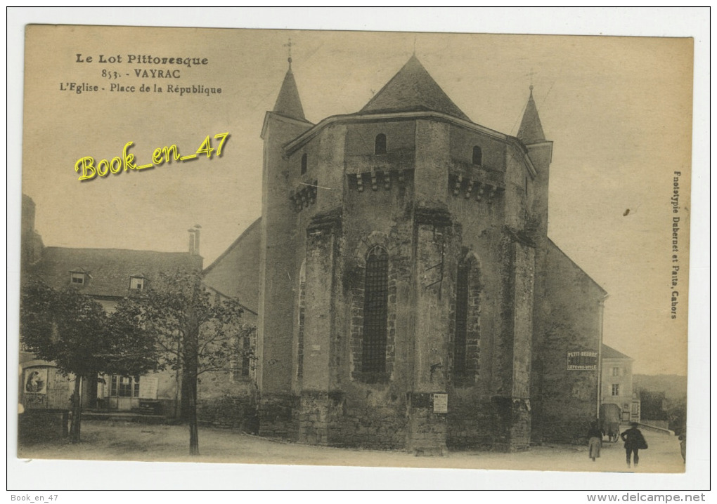 {66084} 46 Lot Vayrac , L´ Eglise , Place De La République ; Animée - Vayrac