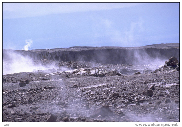 (N61-084 )  Vulkan Volcano Volcan Volcán Vulkanen , PRE-STAMPED CARD, Postal Stationery - Vulkane