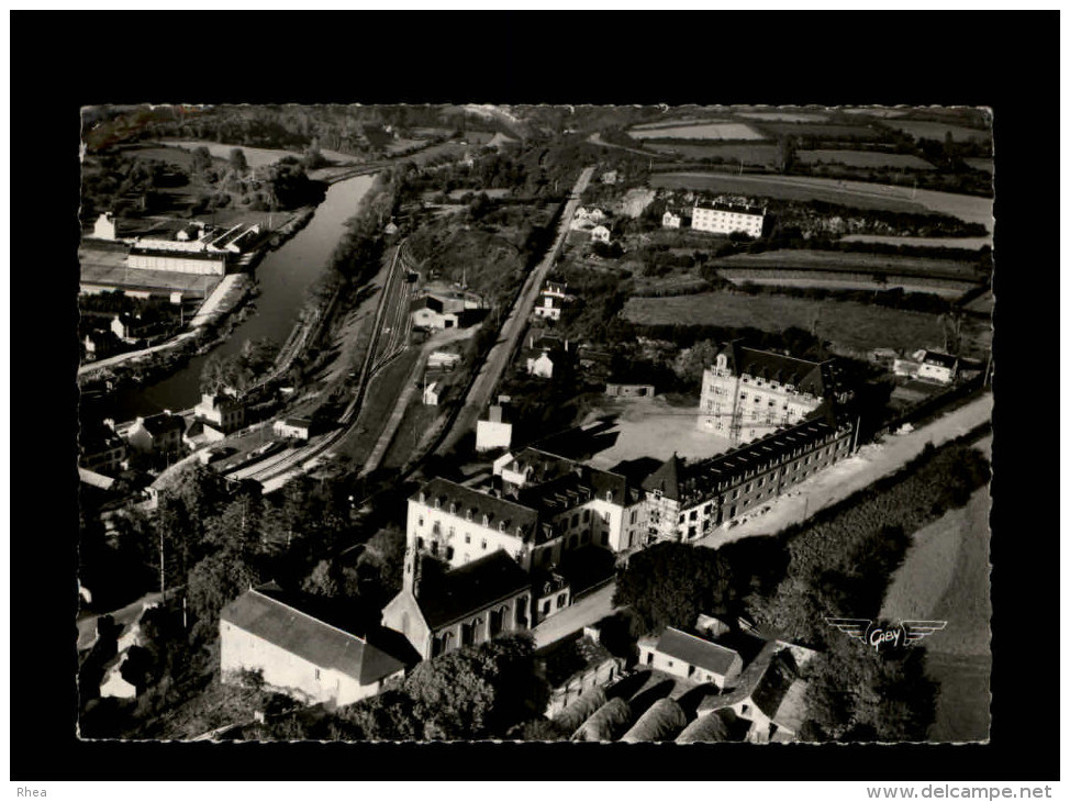 29 - CHATEAULIN - Vue Aérienne - Institution Saint-Louis De Gonzague - Châteaulin