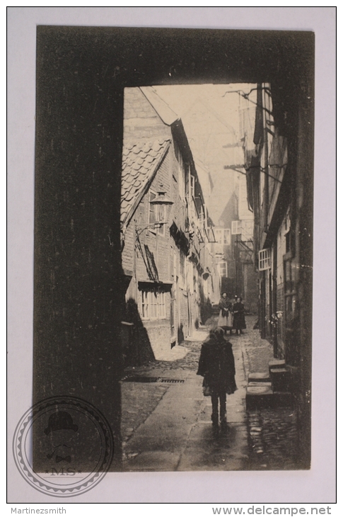 Postcard Germany - Alt Hamburg Hof Im Bäckergang - Uncirculated - Edited Knackstedt & Näther - Altona