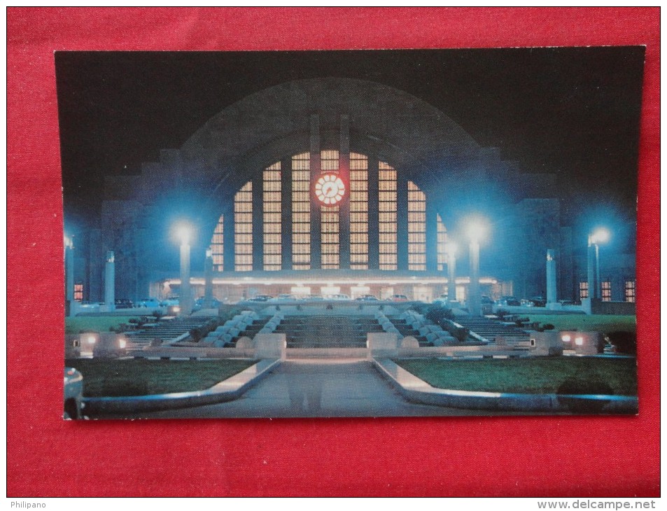 OH - Ohio > Cincinnati  Night View Interior Union Terminal   Not Mailed  Ref 1217 - Cincinnati