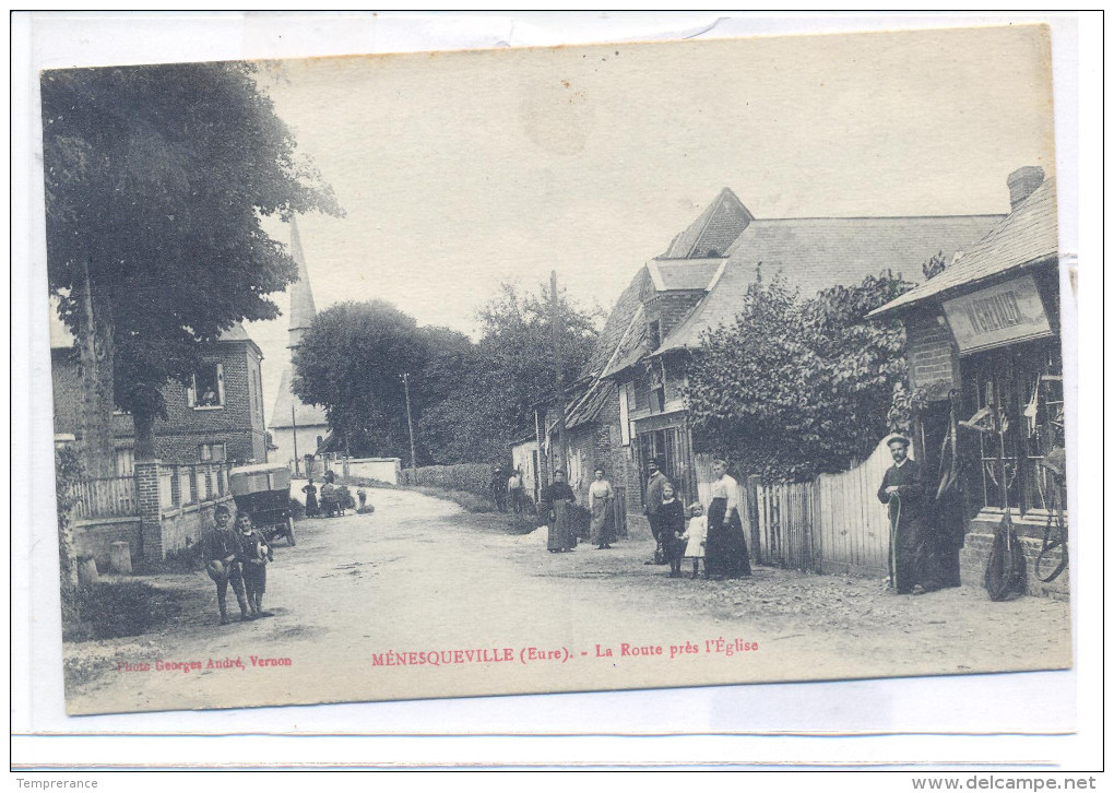 27 MENESQUEVILLE La Route Près L'église 1934 - Otros & Sin Clasificación