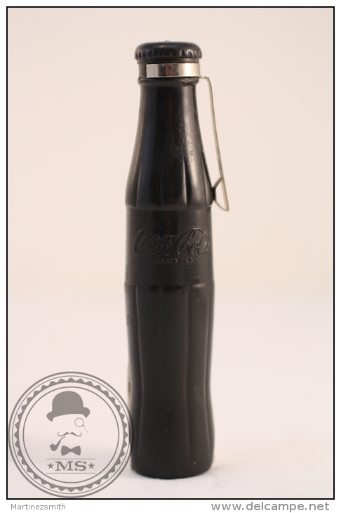 Vintage & Rare Coca Cola Coke Bottle Opener - Hard Plastic Black Colour - Apri-bottiglie/levacapsule