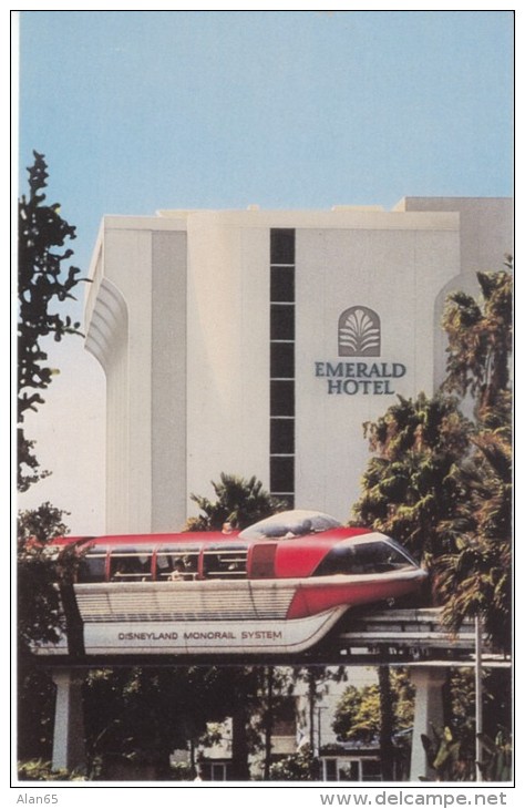 Monorail Ride At Emerald Hotel Near Disneyland Anaheim CA California, C1970s Vintage Postcard - Disneyland