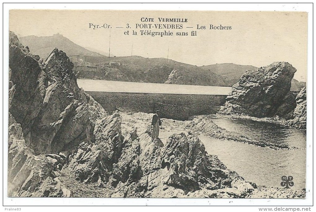 CPA -PORT VENDRES -LES ROCHERS ET LA TELEGRAPHIE SANS FILS -Pyrénées Orientales (66) - - Port Vendres