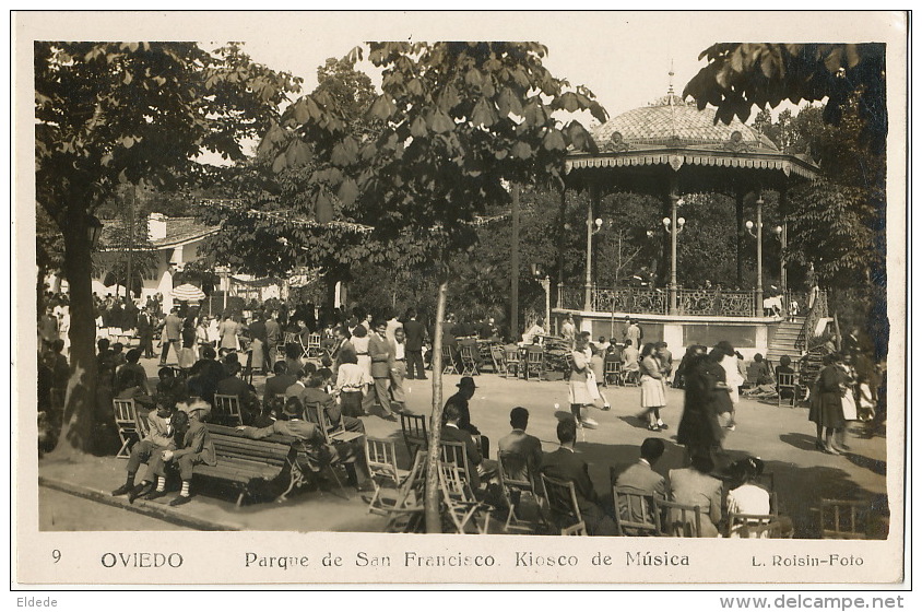 Oviedo  9 Parque De San Francisco Kiosco De Musica L Roisin - Asturias (Oviedo)