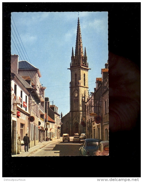 PLOUESCAT Finistère 29 : Eglise Et Rue Principale Du Bourg ( Restaurant ) - Plouescat