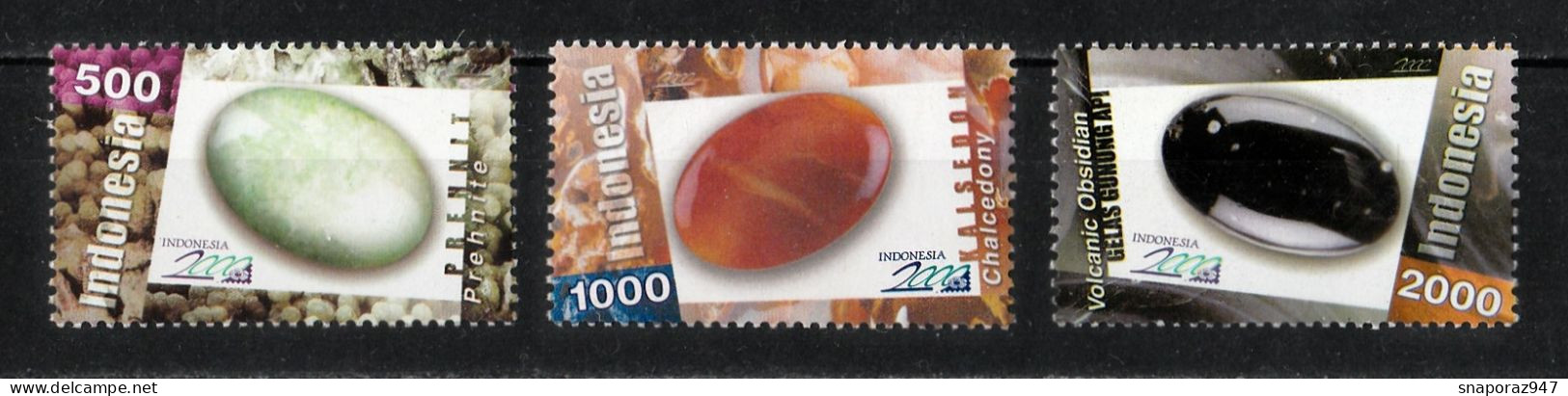 2000 Indonesia Minerali Minerals Gemme Gems Set MNH** R21 - Minerals