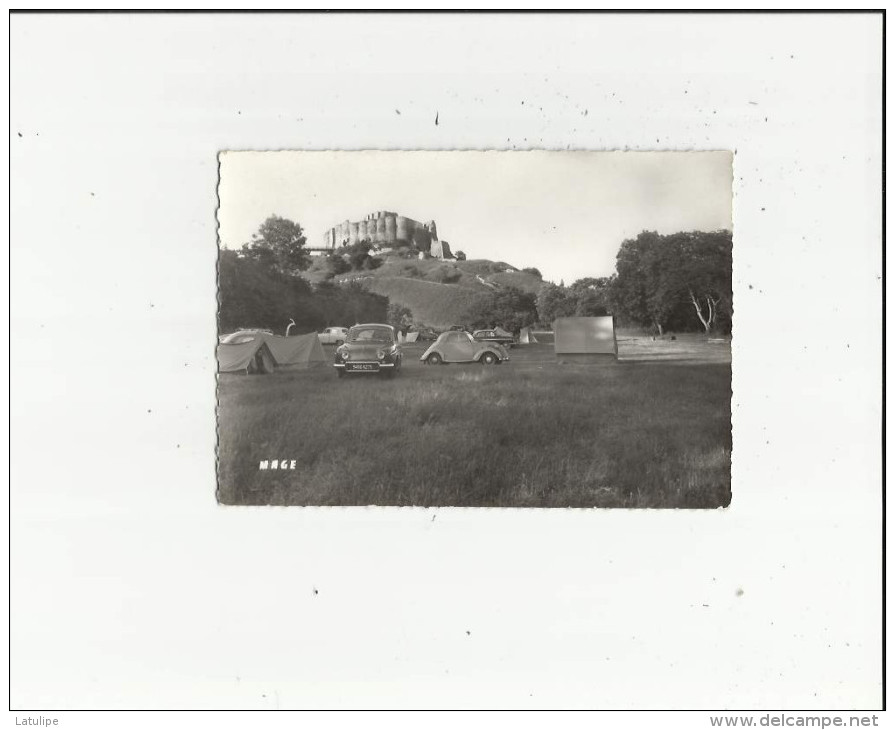 Les  Andelys  27     Le Chateau Gaillard Et Le Terrain De Camping Animée Plusieurs Voitures Dont Simca Et Dauphine - Les Andelys