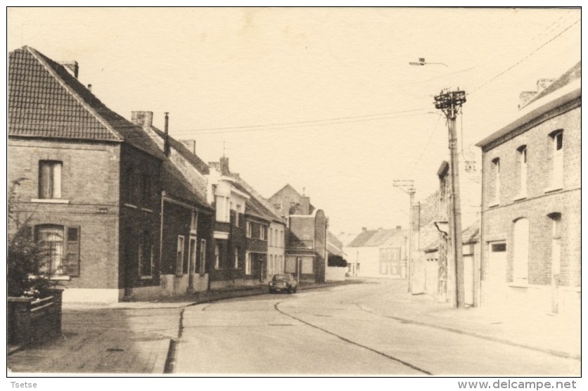 Quevaucamps - Rue J. Wauters Vers Le Maretiau ( Cliché De 1983 De Eric Verhelst ) - Beloeil